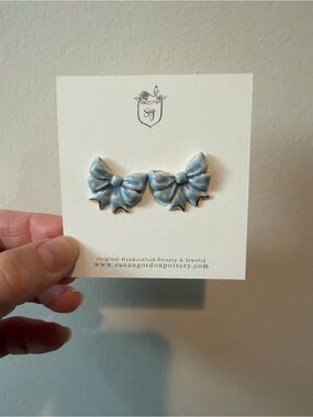Susan Gordon Bow Studs
